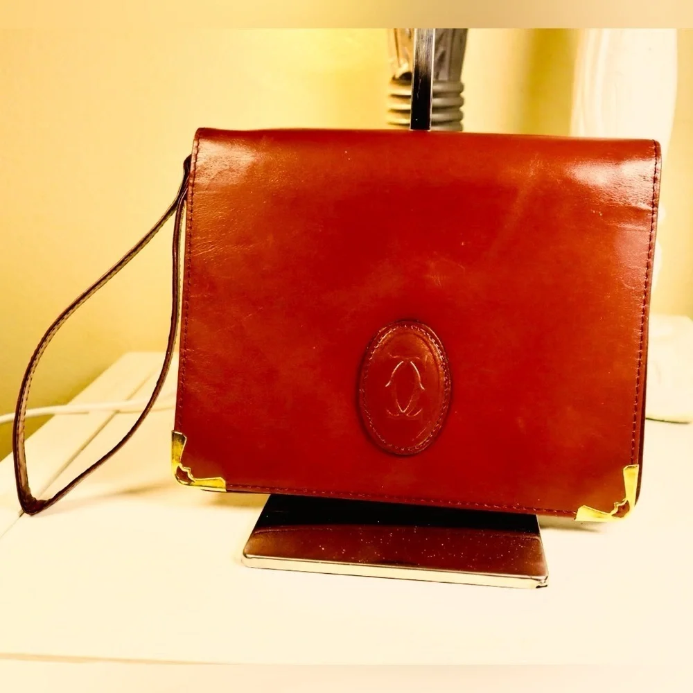 Cartier Must De Cartier Leather Clutch Bag Leather Clutch Bag in Good condition